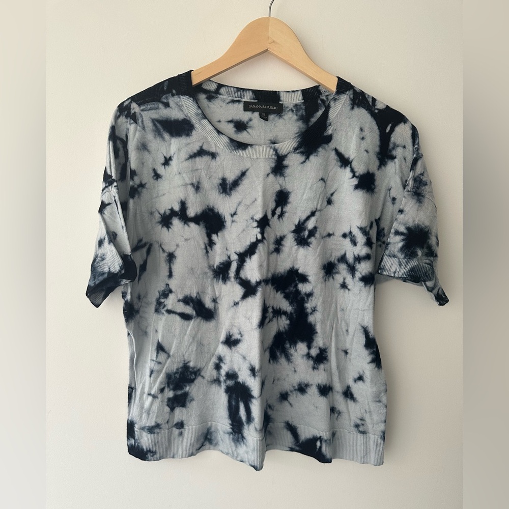 Banana Republic | XL | Tie-Dye Short Sleeve Merino Blend Top